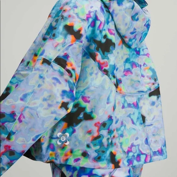 Lululemon Rain Chaser Jacket Seawheeze 2021 - Picture 5 of 10